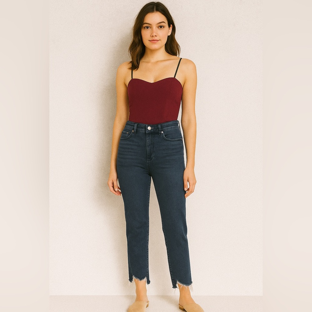 22. Express Mom Jean – Size 4